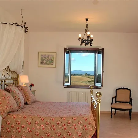 Holiday home Vaiano Sleeps 14 Pool Wifi *